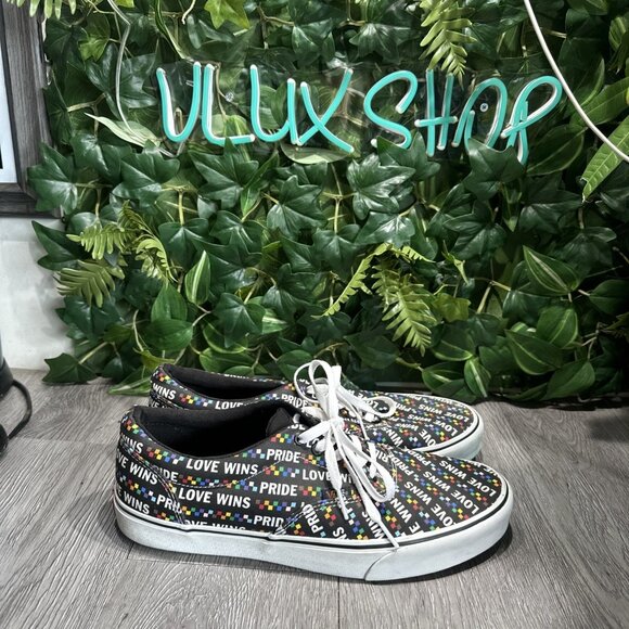 Vans Doheny Pride Shoes Sneakers Love Wins Mens Lace Up Size 12 RAINBOW CHECKERS - Picture 1 of 10